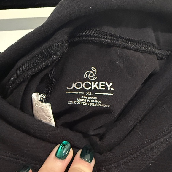 🌻 Jockey Cropped Black Leggings - Picture 3 of 4